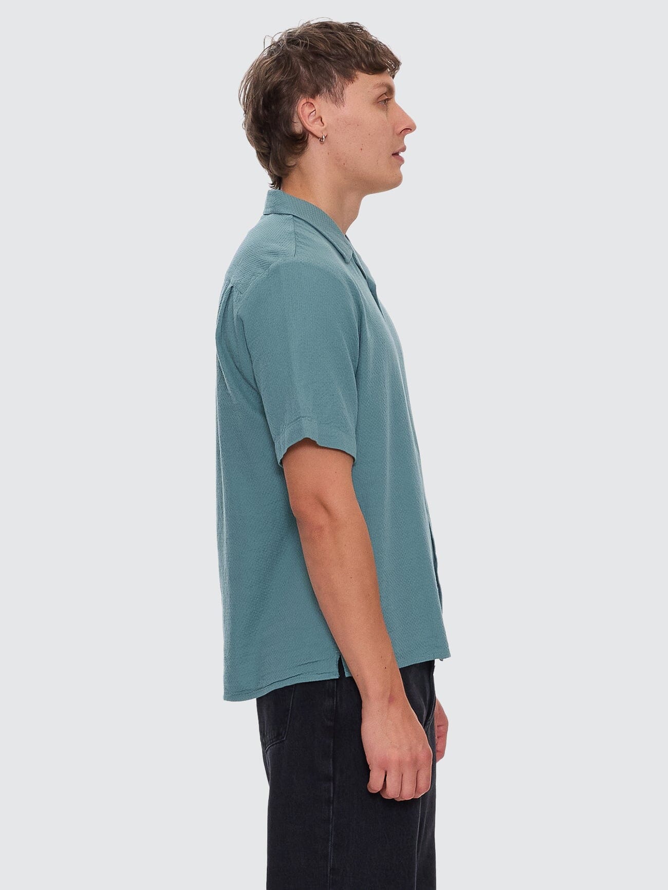 Walks of Life Bowling Shirt - Chinois Green