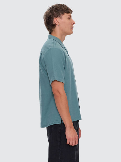 Walks of Life Bowling Shirt - Chinois Green